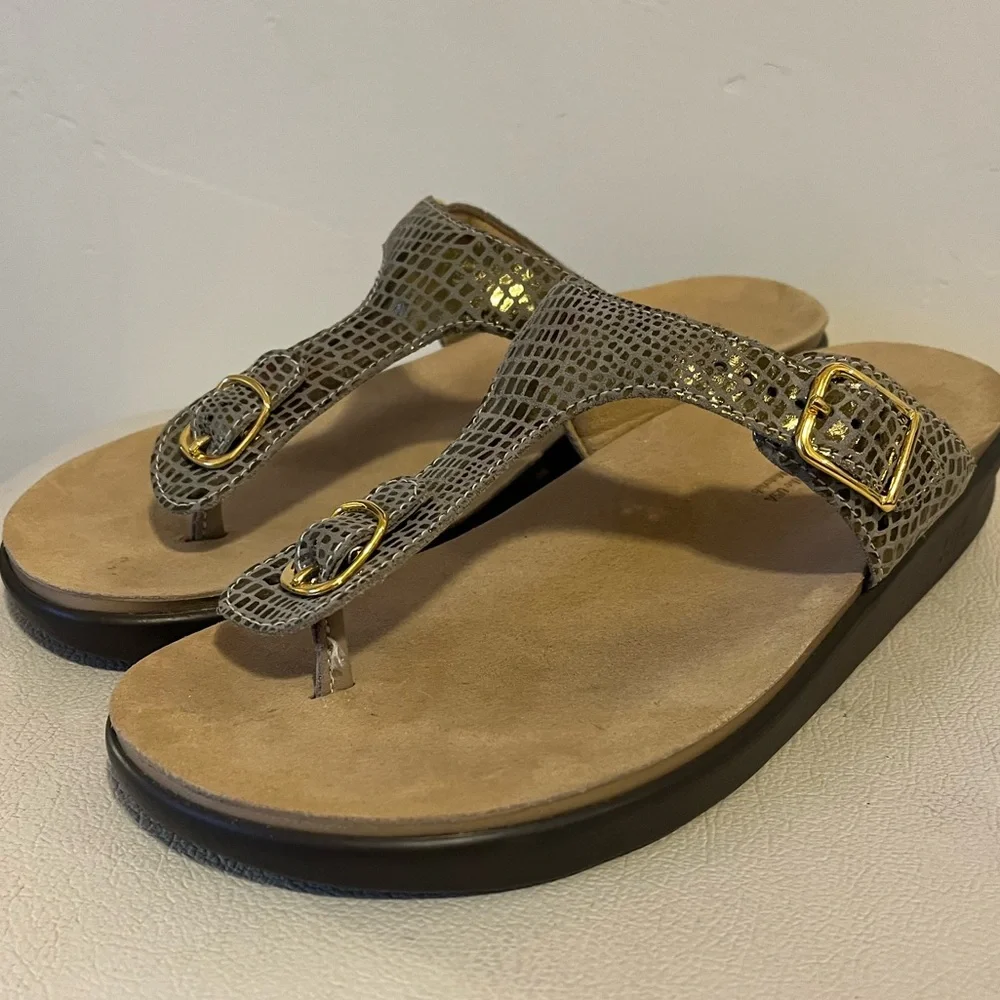 SAS Sanibel Oro Gold Leather Comfortable T-Strap Sandals Women’s Size 10
